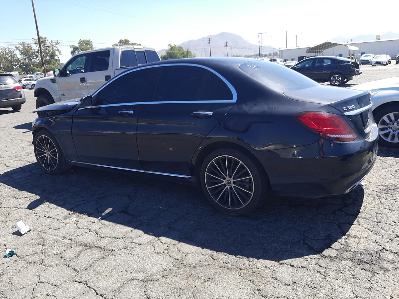 Изображение 2 2020 MERCEDES-BENZ C 300 2020 с VIN W1KWF8DB1LR580044