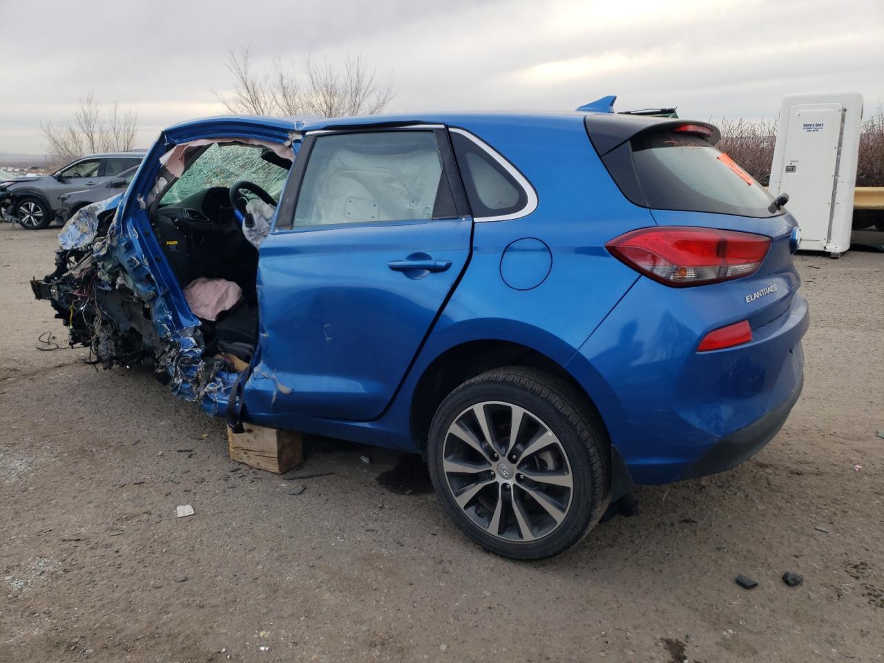 Изображение 2 2018 HYUNDAI ELANTRA GT  2018 с VIN KMHH35LE4JU012172