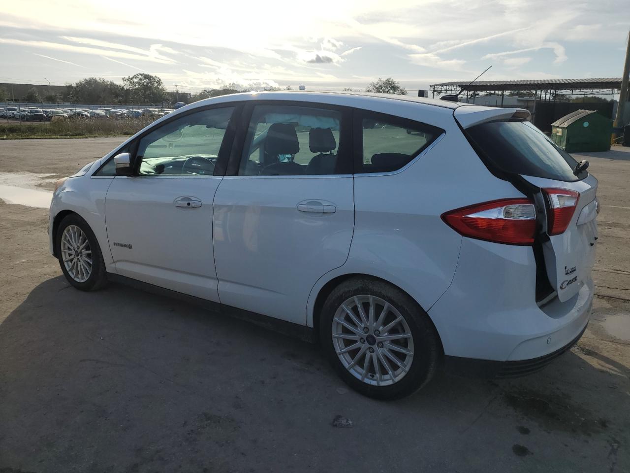 Image 2 of 2013 FORD C-MAX SEL 2013 with VIN 1FADP5BU8DL555542