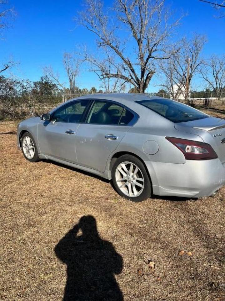 Obraz 3 z 2010 NISSAN MAXIMA S 2010 z VIN 1N4AA5AP1AC857718