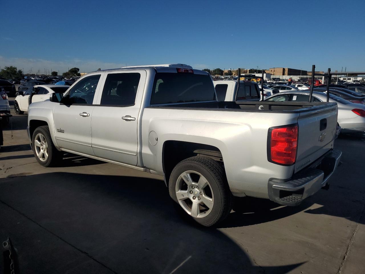 Obraz 2 z 2016 CHEVROLET SILVERADO C1500 LT 2016 z VIN 3GCPCREC1GG337134