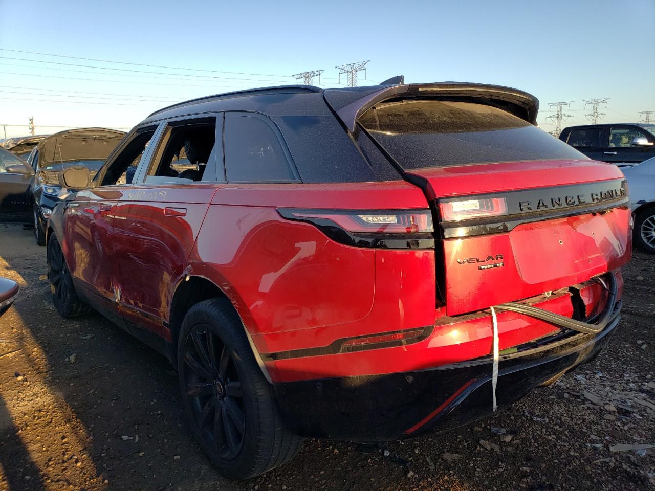 Изображение 2 2019 LAND ROVER RANGE ROVER VELAR R-DYNAMIC SE 2019 с VIN SALYL2EX6KA783309