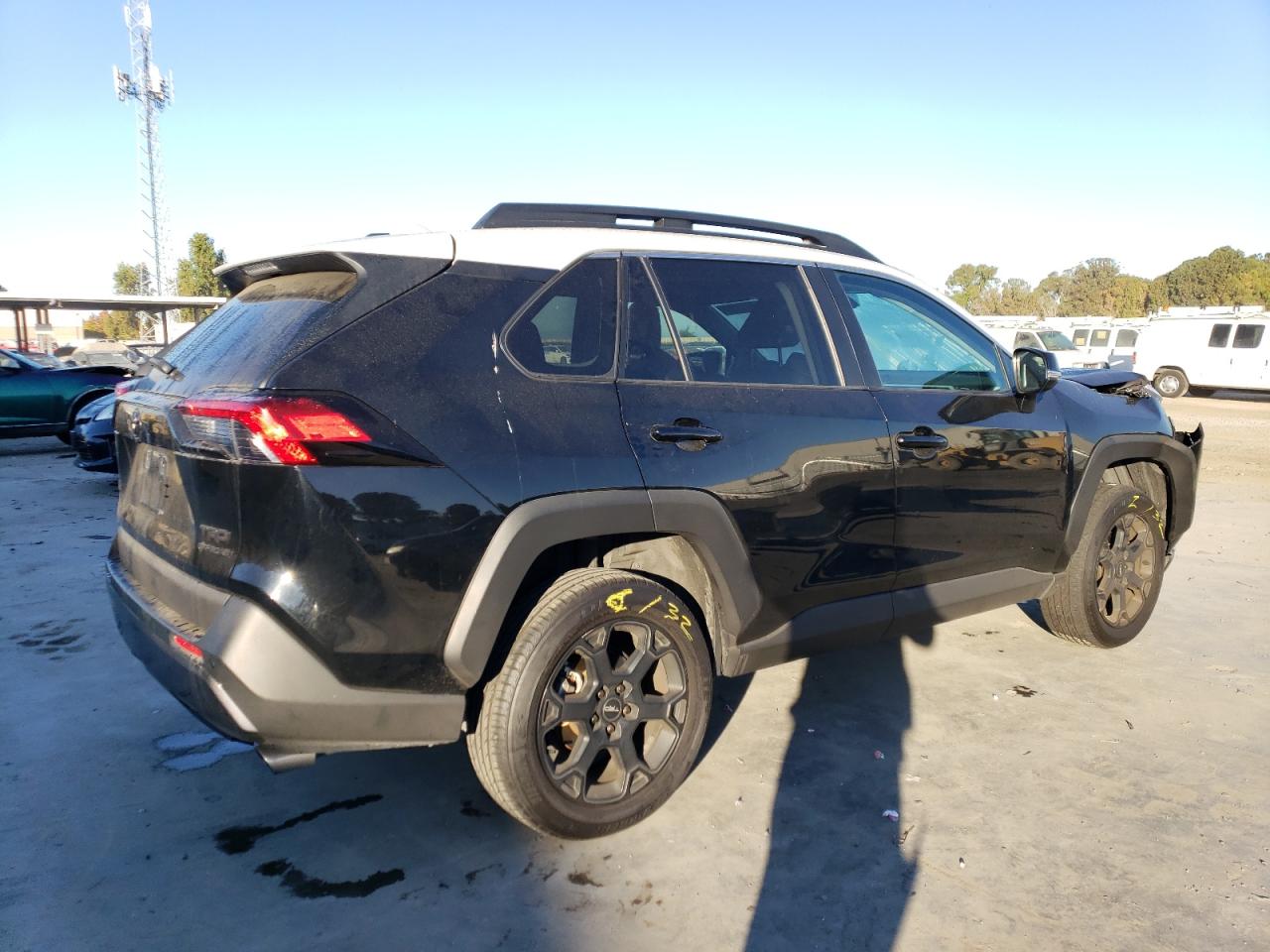 Obraz 3 z 2020 TOYOTA RAV4 ADVENTURE 2020 z VIN 2T3J1RFV3LC087371