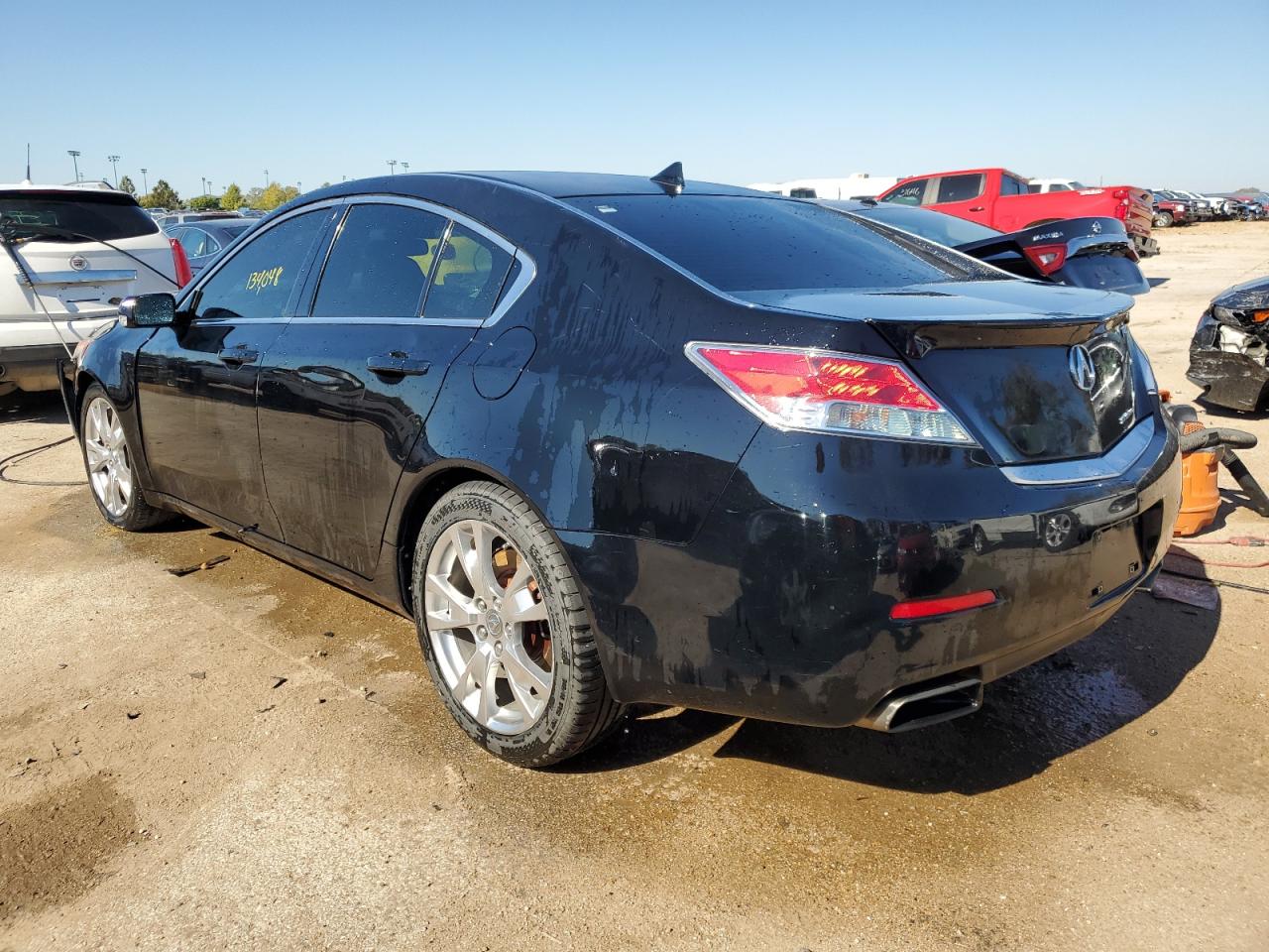 Изображение 2 2014 ACURA TL ADVANCE 2014 с VIN 19UUA9F70EA002048