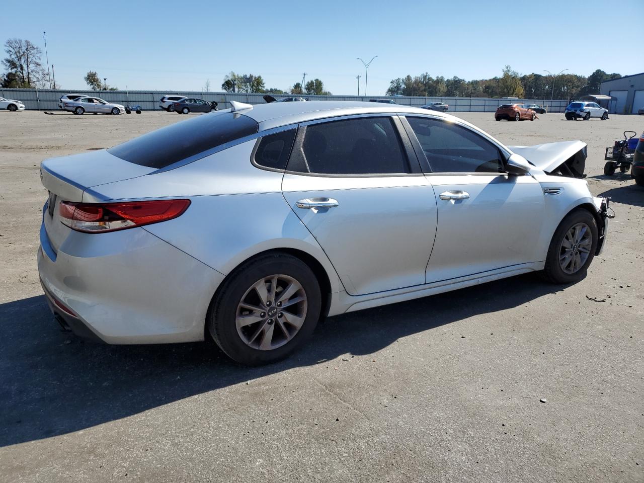 Image 3 of 2016 KIA OPTIMA LX 2016 with VIN 5XXGT4L31GG020561