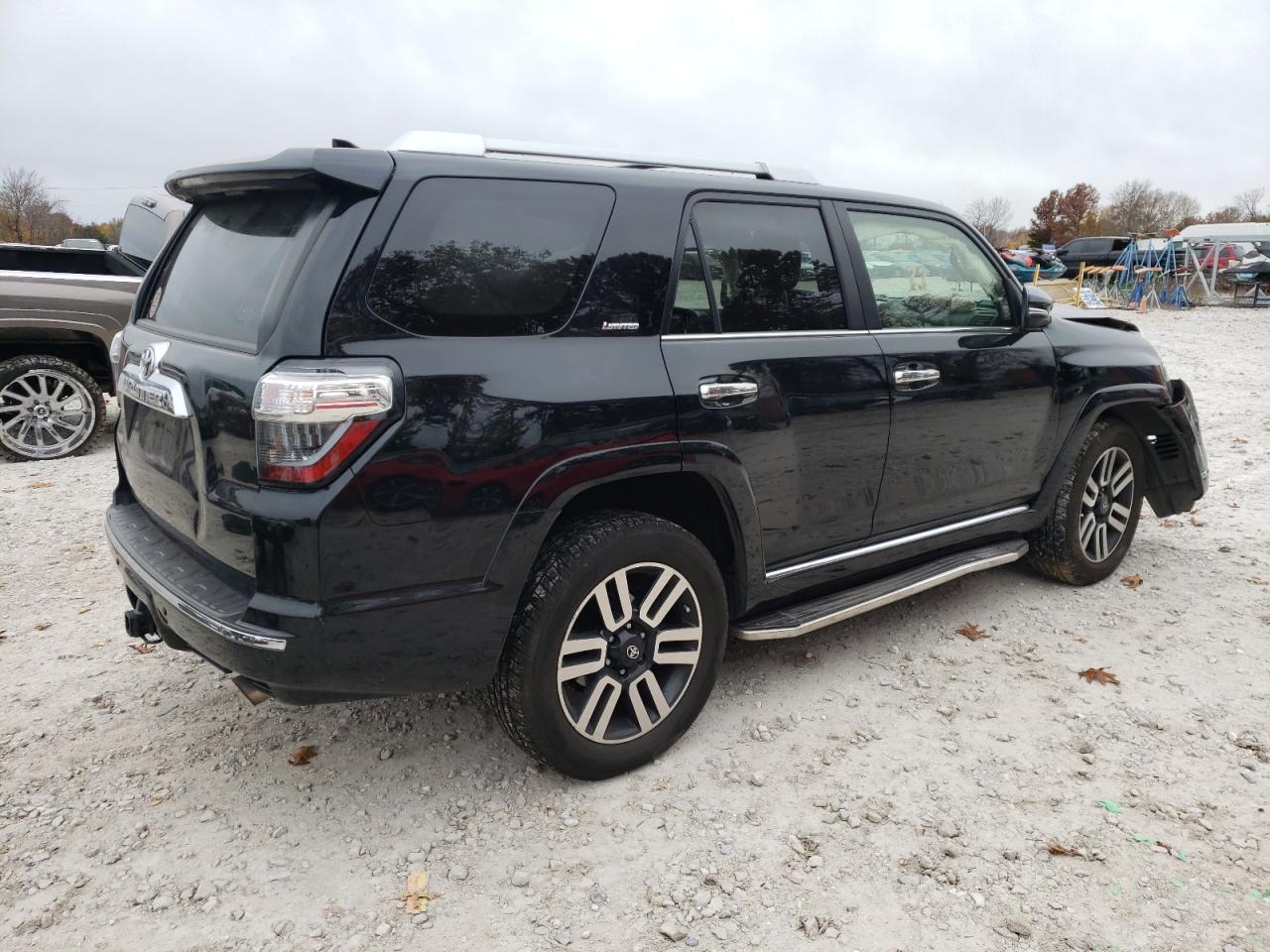 Obraz 3 z 2016 TOYOTA 4RUNNER SR5/SR5 PREMIUM 2016 z VIN JTEBU5JR5G5301718