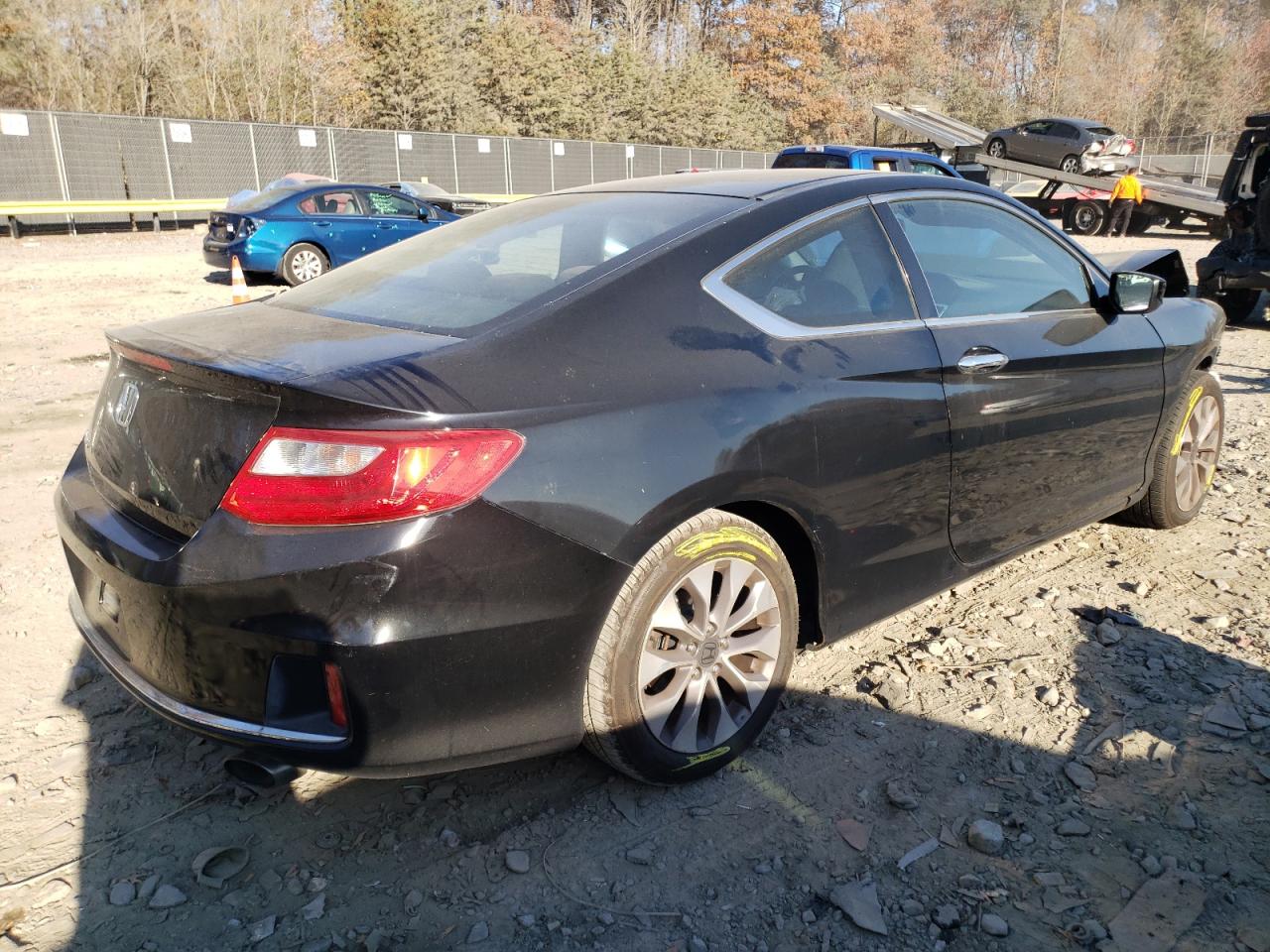 Obraz 3 z 2013 HONDA ACCORD LX-S 2013 z VIN 1HGCT1A35DA016361