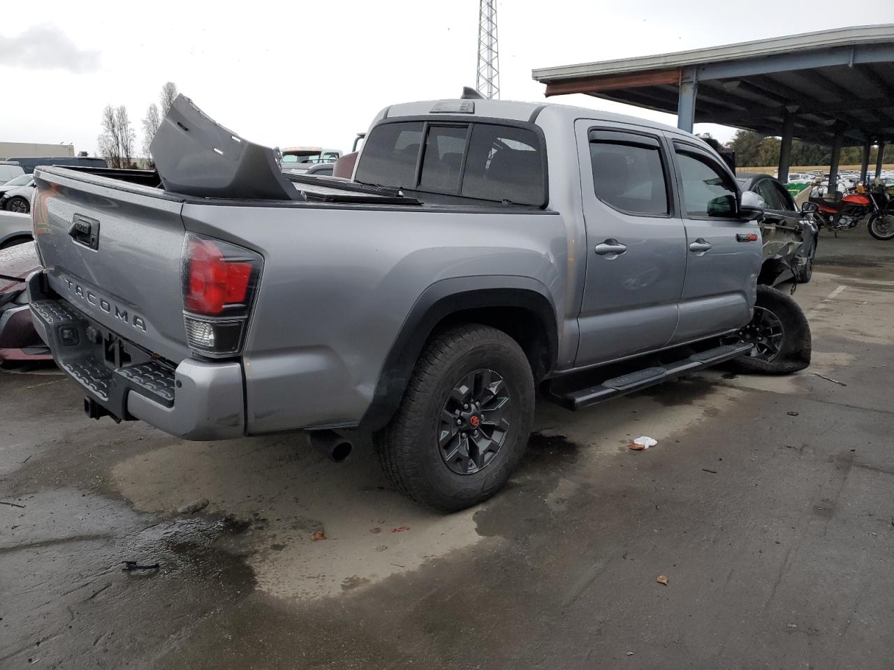 Obraz 3 z 2016 TOYOTA TACOMA DOUBLE CAB 2016 z VIN 3TMAZ5CN2GM003343