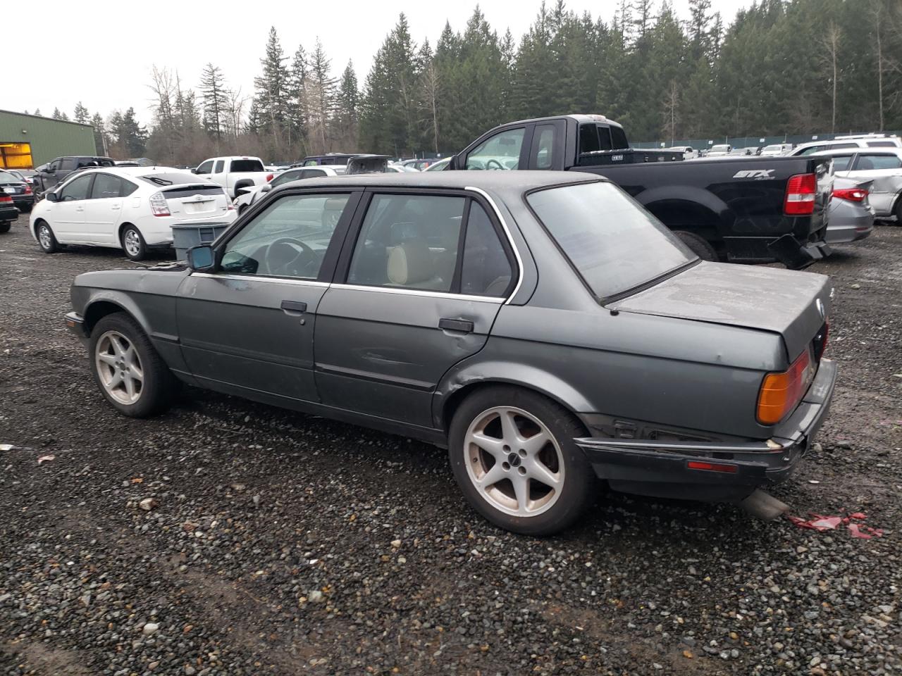 Image 2 of 1989 BMW 325 I AUTOMATIC 1989 with VIN WBAAD2306K8848546