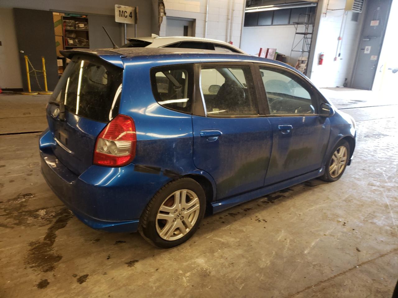 Изображение 3 2007 HONDA FIT S 2007 с VIN JHMGD38677S000457