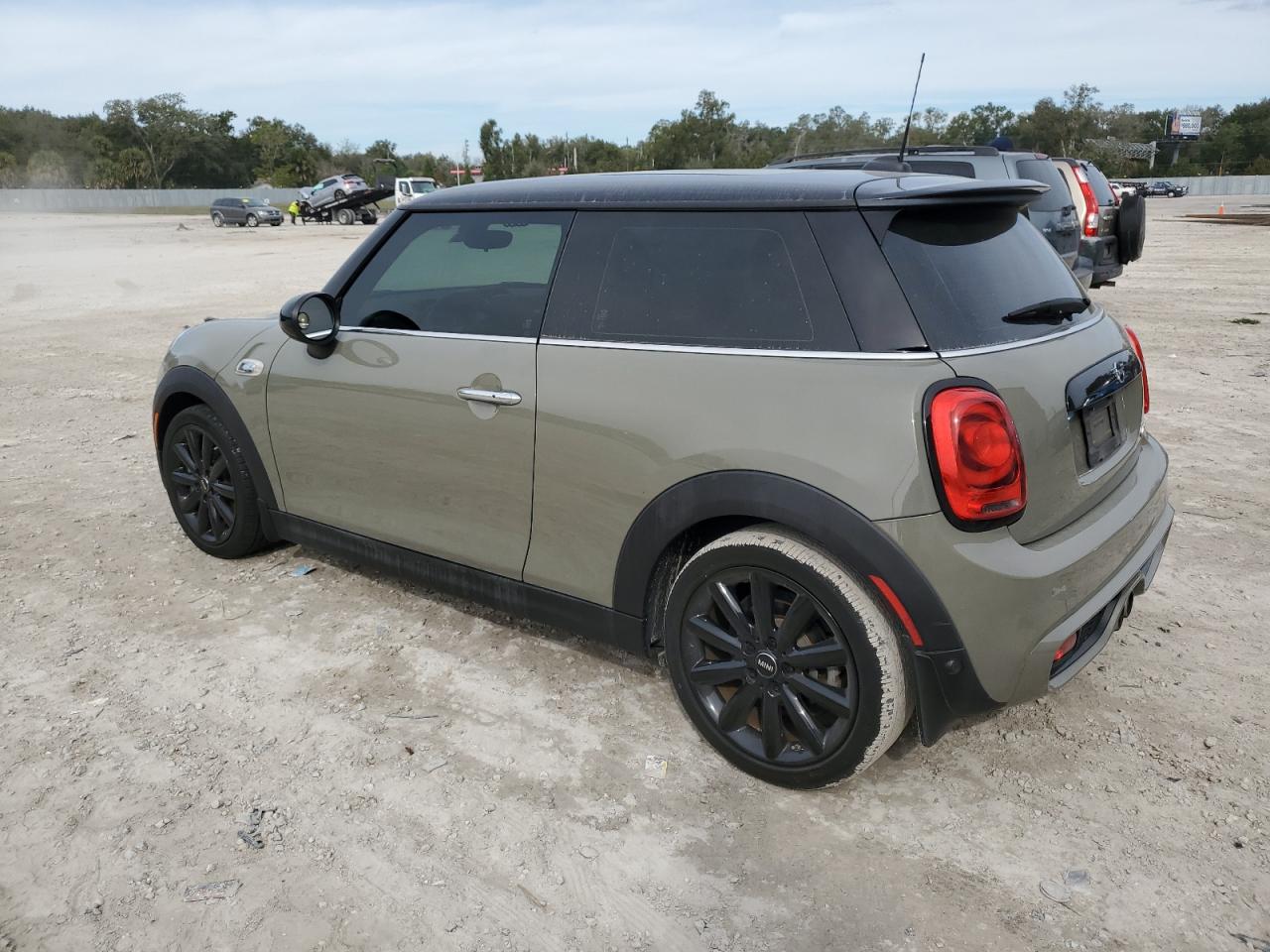 Image 2 of 2019 MINI COOPER S 2019 with VIN WMWXP7C52K2C62555