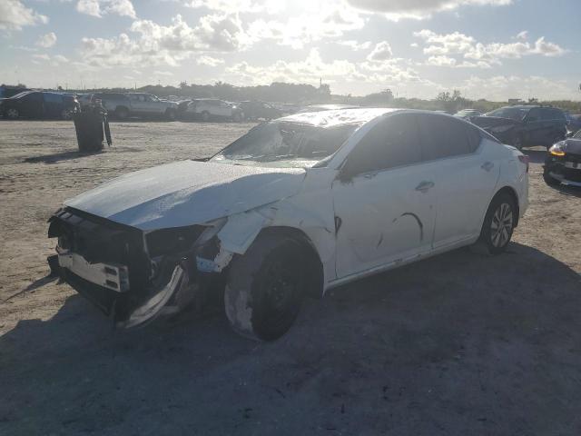 Image 1 of 2019 NISSAN ALTIMA S 2019 with VIN 1N4BL4BV1KC192164