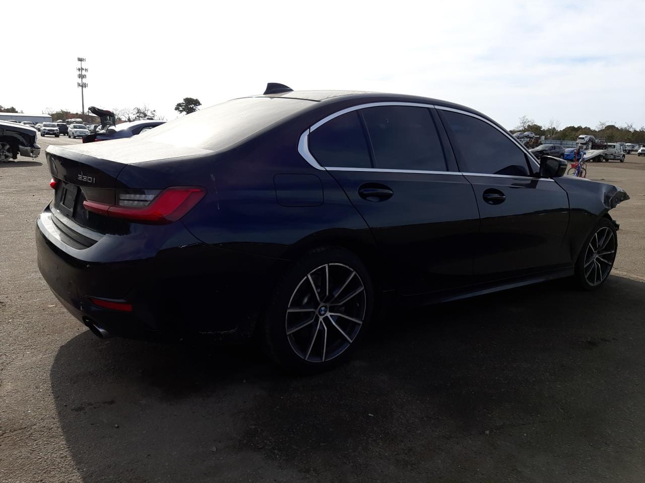 Изображение 3 2020 BMW 330XI  2020 с VIN 3MW5R7J09L8B31874