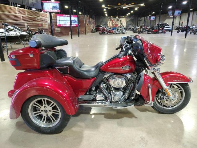 Image 1 of 2013 HARLEY-DAVIDSON FLHTCUTG TRI GLIDE ULTRA CLASSIC 2013 with VIN 1HD1MAM12DB856992