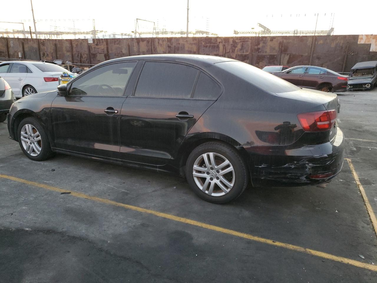 Obraz 2 z 2018 VOLKSWAGEN JETTA S 2018 z VIN 3VW2B7AJ7JM206446