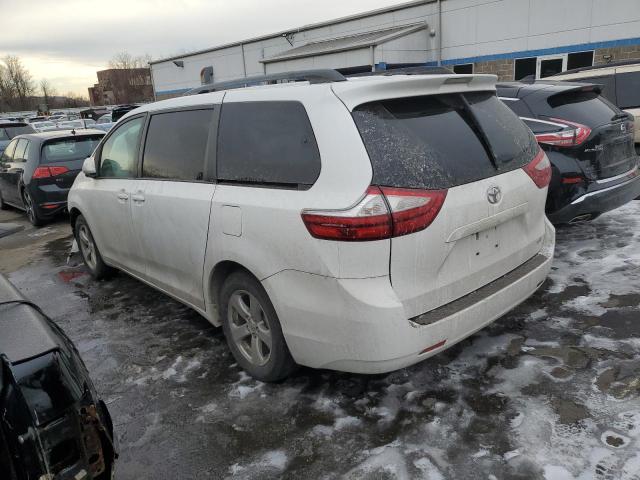 Obraz 2 z 2017 TOYOTA SIENNA LE 2017 z VIN 5TDKZ3DC5HS776539