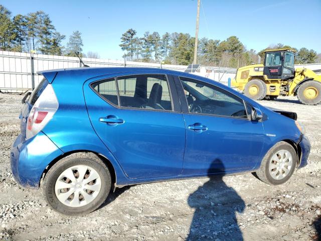 Image 3 of 2013 TOYOTA PRIUS C  2013 with VIN JTDKDTB33D1541369