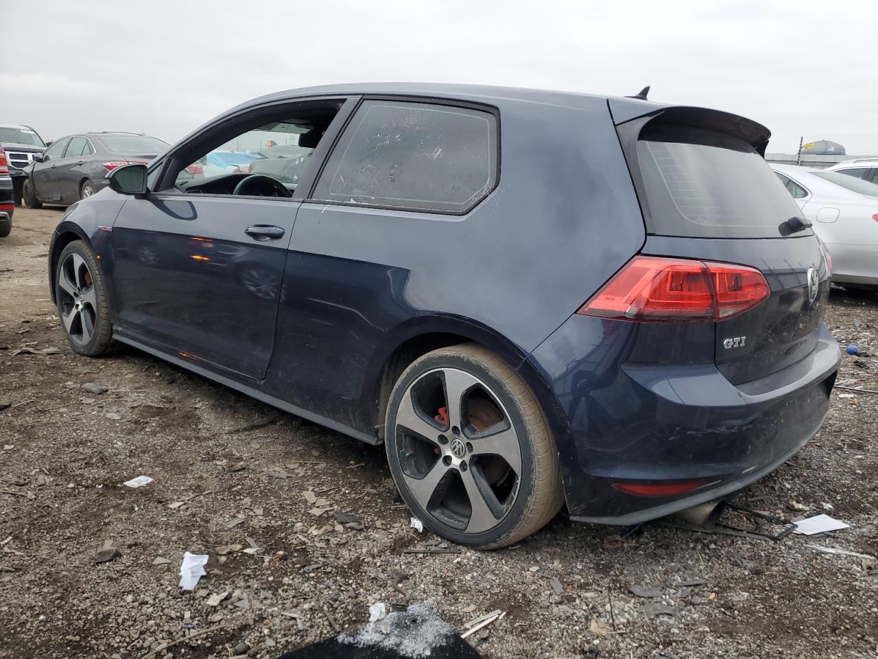 Изображение 2 2015 VOLKSWAGEN GTI  2015 с VIN 3VWTT7AU6FM048264