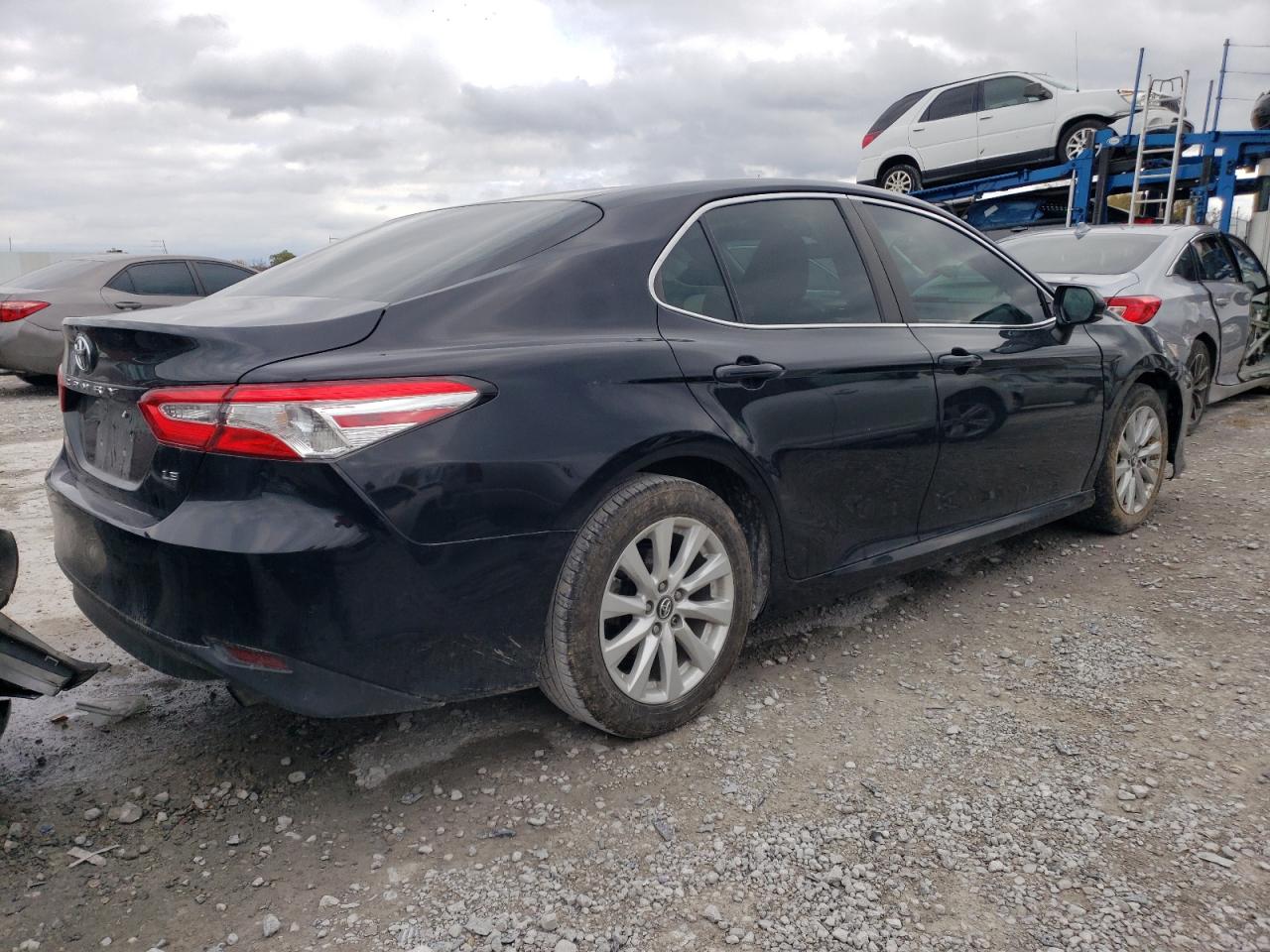 Obraz 3 z 2018 TOYOTA CAMRY L 2018 z VIN 4T1B11HK7JU573498