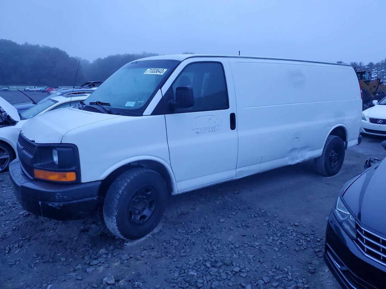 2011 CHEVROLET EXPRESS G2500  2011 image