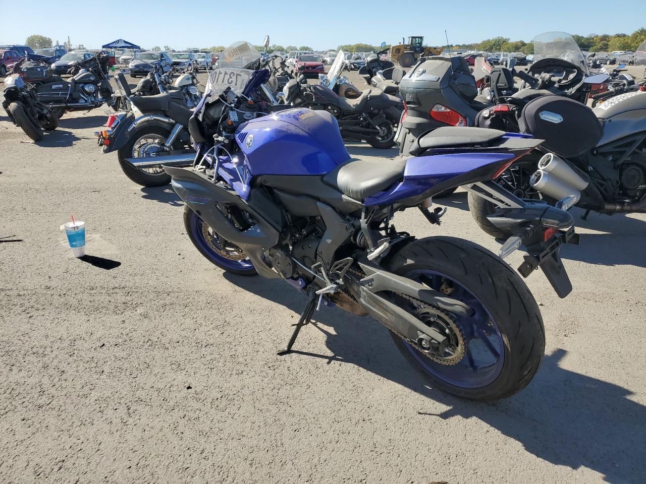 Image 3 of Yamaha Yzfr7 2023 with VIN JYARM38E5PA005918