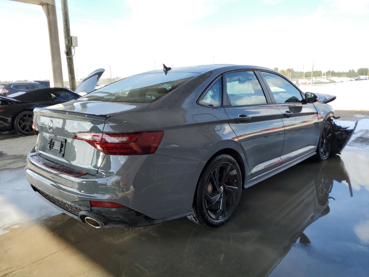 Изображение 3 2023 VOLKSWAGEN JETTA GLI AUTOBAHN 2023 с VIN 3VW1T7BU4PM001810