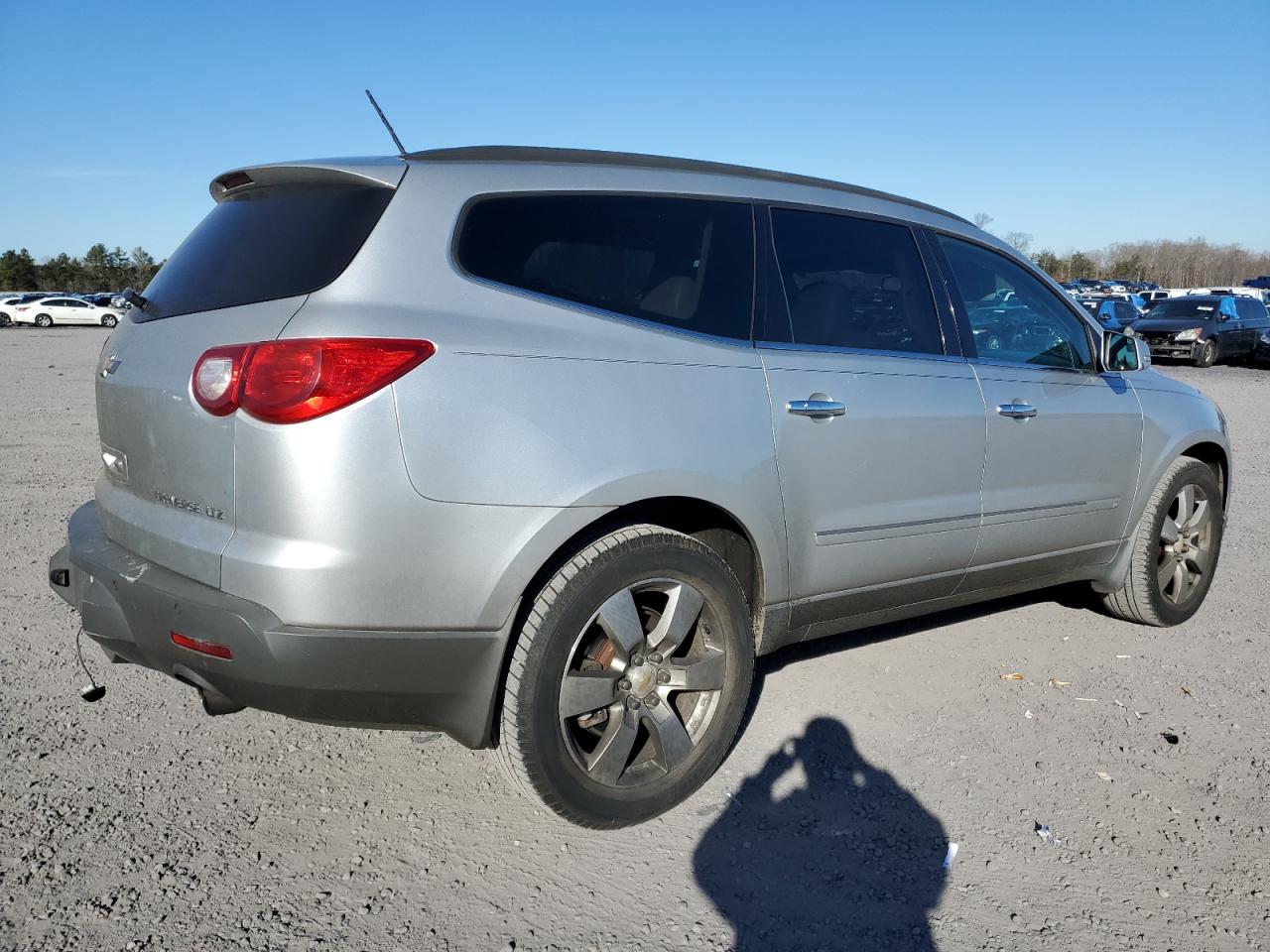 Изображение 3 2009 CHEVROLET TRAVERSE LTZ 2009 с VIN 1GNEV33D39S112629