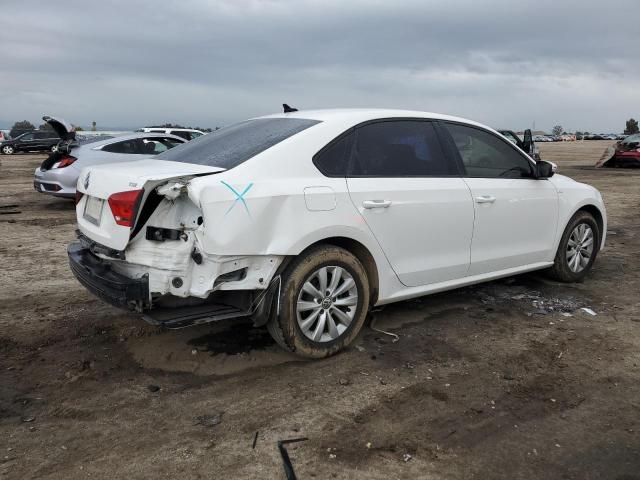 Image 3 of 2015 VOLKSWAGEN PASSAT S 2015 with VIN 1VWAT7A31FC016581