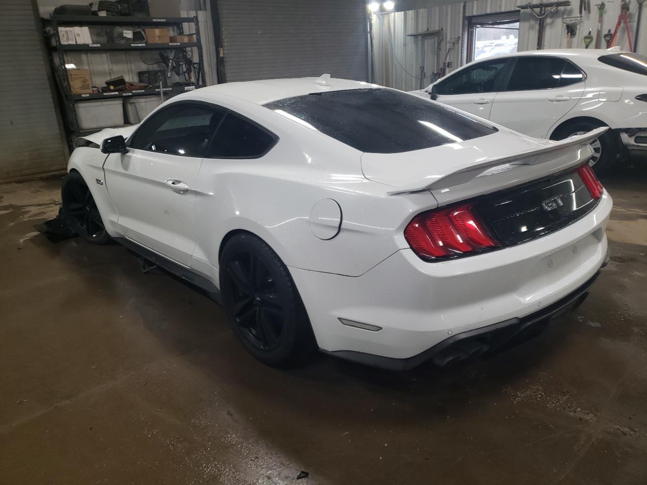 Изображение 2 2020 FORD MUSTANG GT 2020 с VIN 1FA6P8CF4L5143390