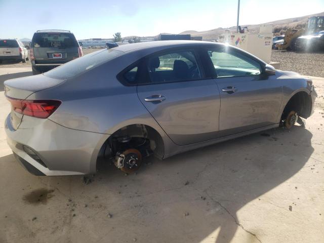 Изображение 3 2023 KIA FORTE LX 2023 с VIN 3KPF24AD8PE631805