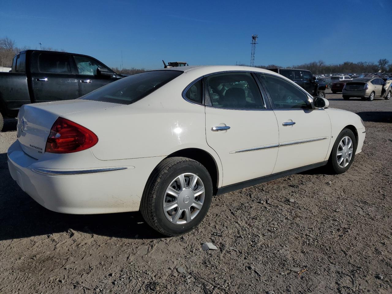 Изображение 3 2008 BUICK LACROSSE CX 2008 с VIN 2G4WC582681353892