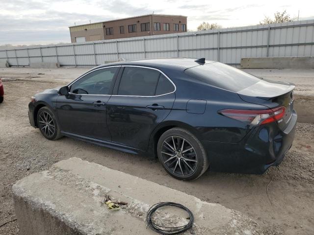Image 2 of 2021 TOYOTA CAMRY SE 2021 with VIN 4T1T11AK4MU440877