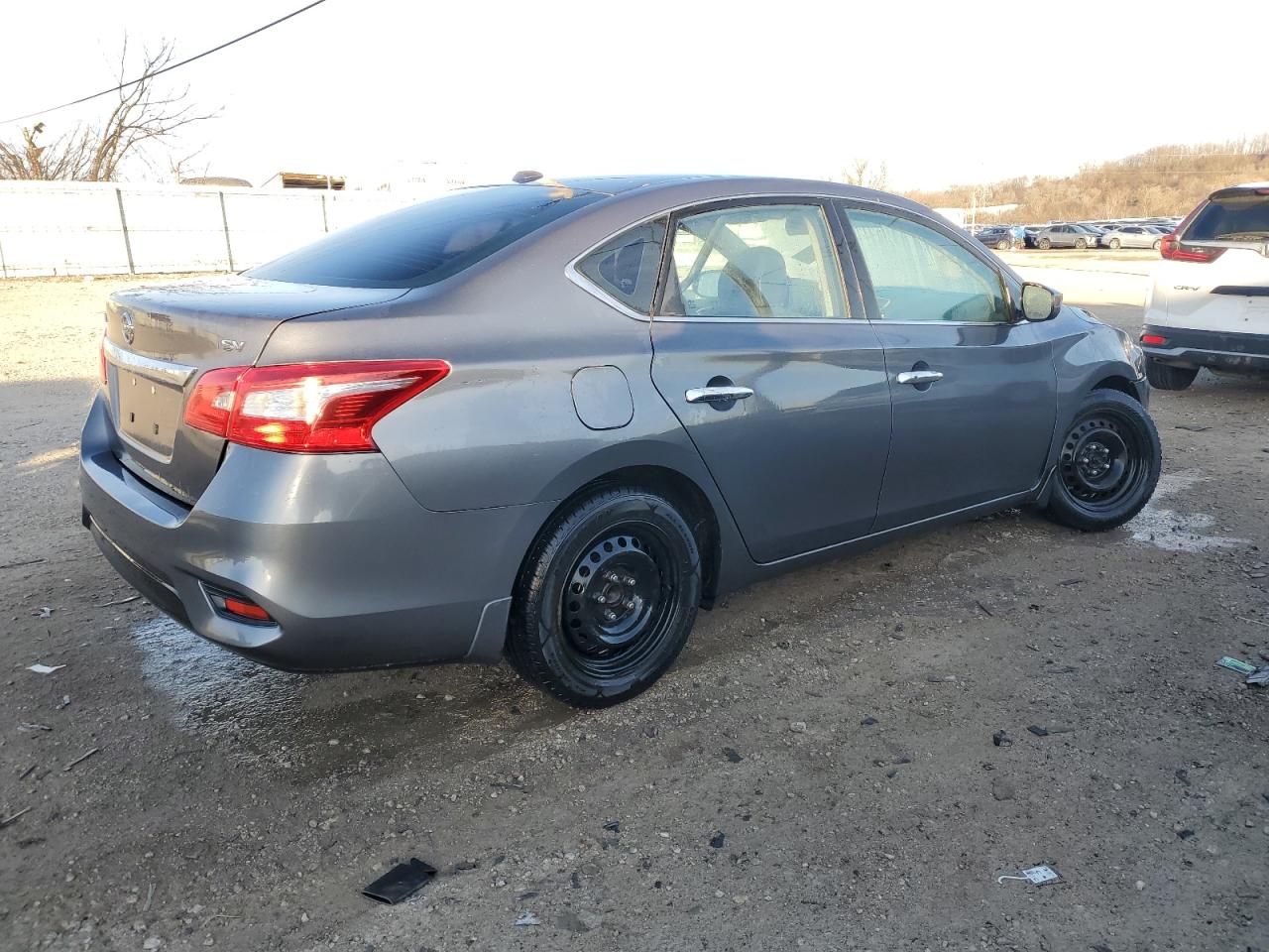 Obraz 3 z 2017 NISSAN SENTRA S 2017 z VIN 3N1AB7AP5HL661110