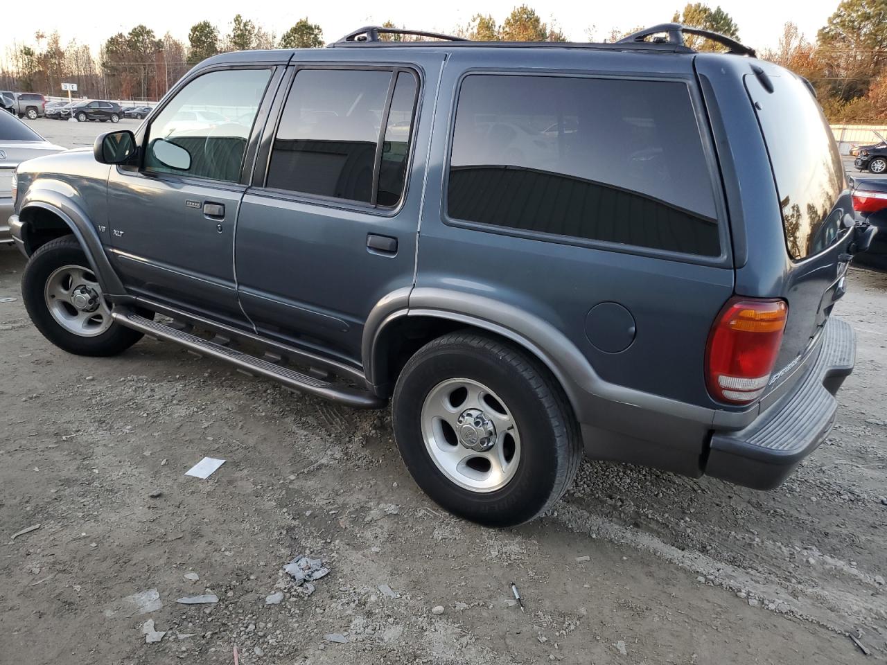 Obraz 2 z 2000 FORD EXPLORER XLT 2000 z VIN 1FMZU83P7YUB50254