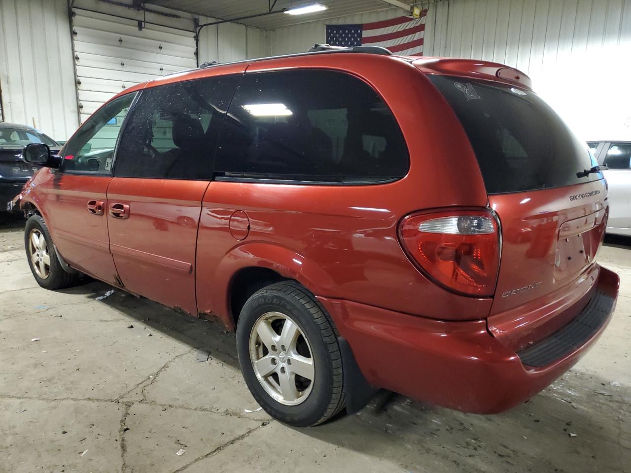 Image 2 of 2006 DODGE GRAND CARAVAN SXT 2006 with VIN 2D8GP44L76R913408