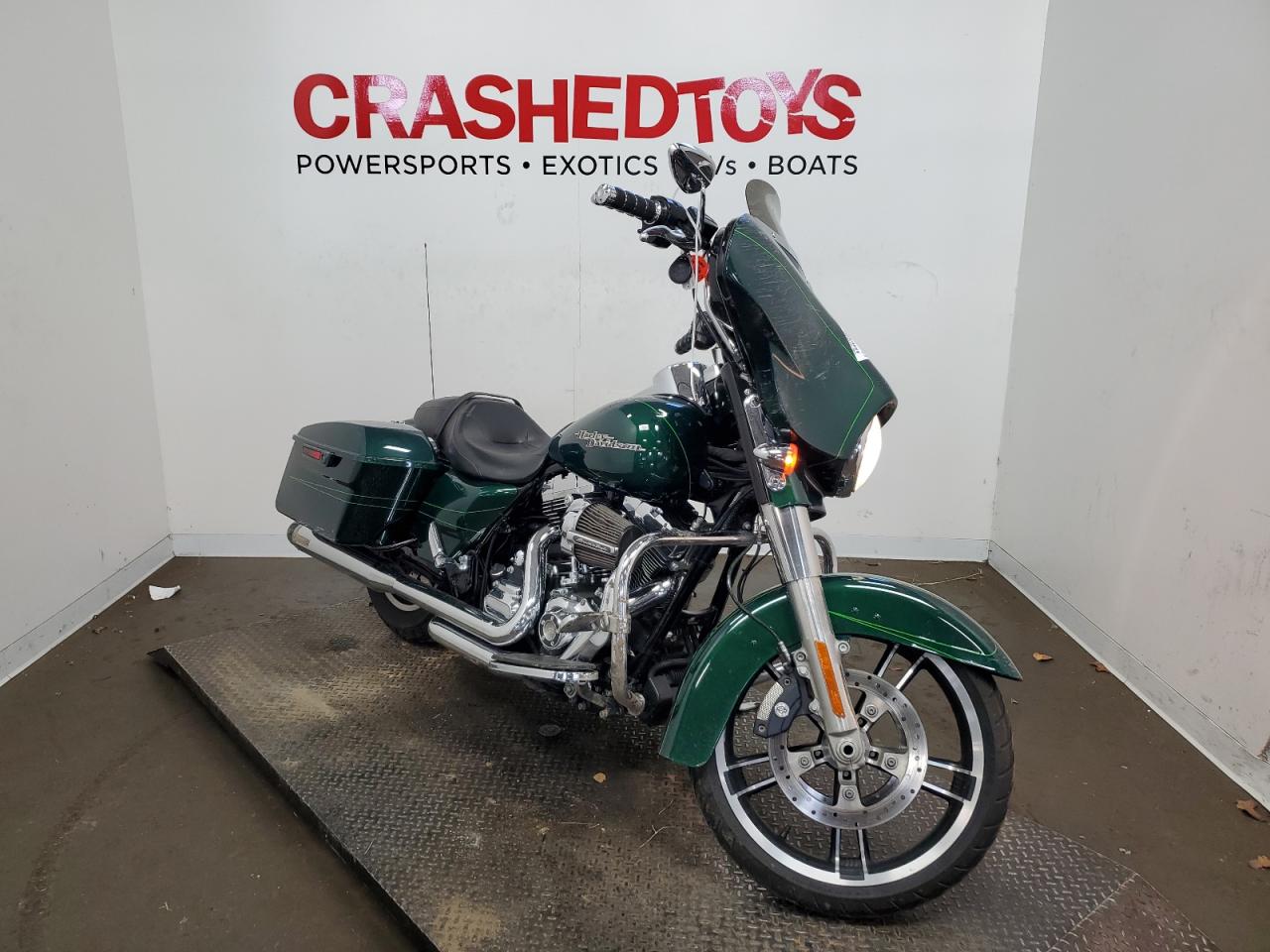 Изображение 1 2015 HARLEY-DAVIDSON FLHXS STREET GLIDE SPECIAL 2015 с VIN 1HD1KRM1XFB610652
