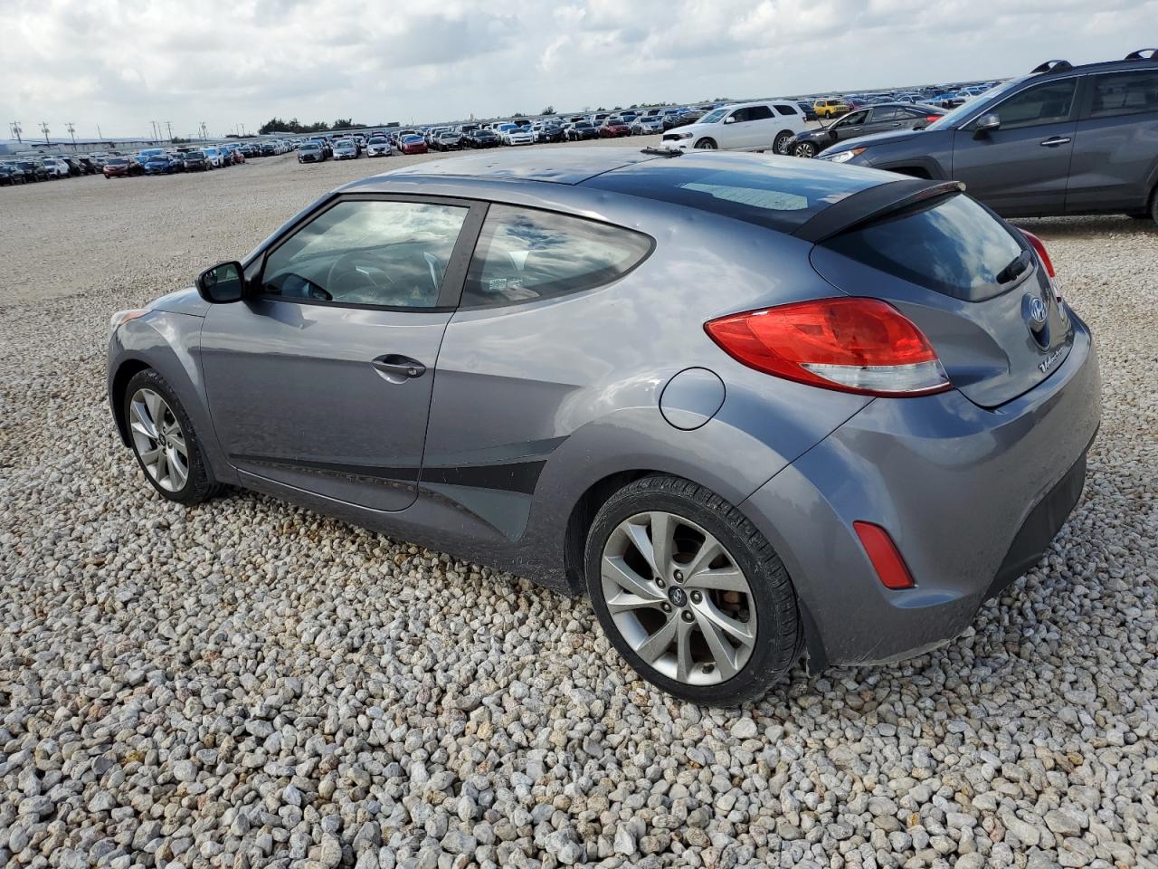 Obraz 2 z 2016 HYUNDAI VELOSTER  2016 z VIN KMHTC6AD0GU249910