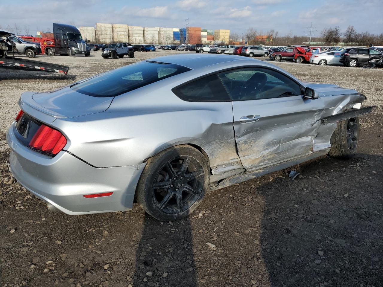 Obraz 3 z 2015 FORD MUSTANG  2015 z VIN 1FA6P8AM5F5335875