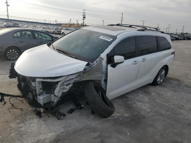 Изображение 1 2022 TOYOTA SIENNA XLE 2022 с VIN 5TDJSKFC5NS048853