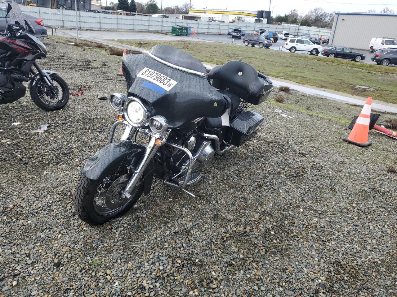 Изображение 2 2006 HARLEY-DAVIDSON FLHXI CALIFORNIA 2006 с VIN 1HD1KBW326Y648685