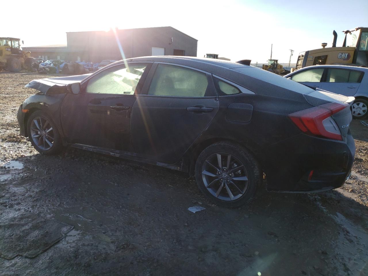 Obraz 2 z 2021 HONDA CIVIC EX 2021 z VIN 19XFC1F32ME002354