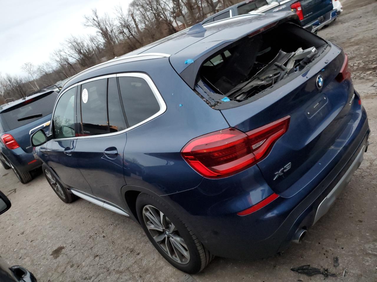 Изображение 2 2019 BMW X3 XDRIVE30I 2019 с VIN 5UXTR9C50KLP95260
