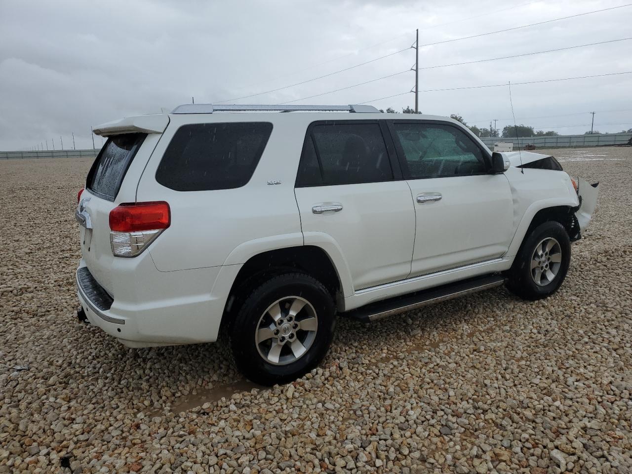 Obraz 3 z 2011 TOYOTA 4RUNNER SR5 2011 z VIN JTEBU5JR6B5049034