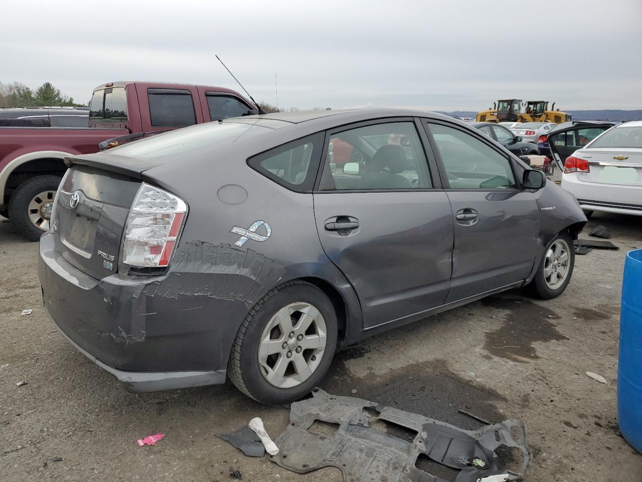 Изображение 3 2007 TOYOTA PRIUS  2007 с VIN JTDKB20U673272157