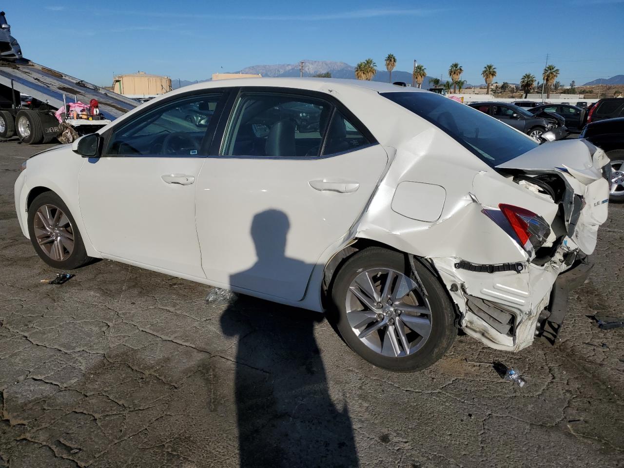 Obraz 2 z 2014 TOYOTA COROLLA ECO 2014 z VIN 5YFBPRHE5EP035879