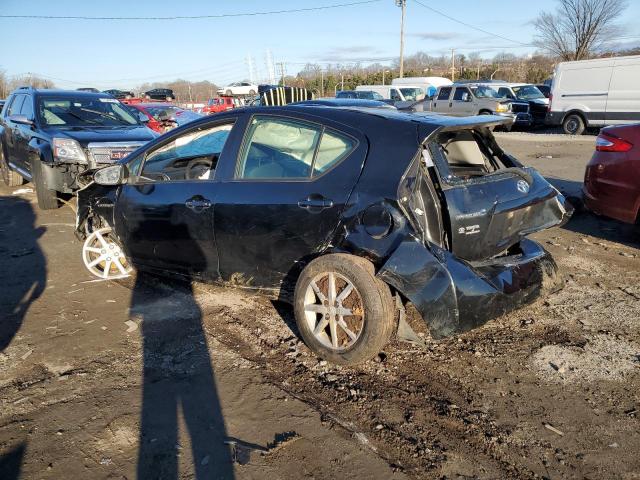 Obraz 2 z 2013 TOYOTA PRIUS C  2013 z VIN JTDKDTB3XD1536346