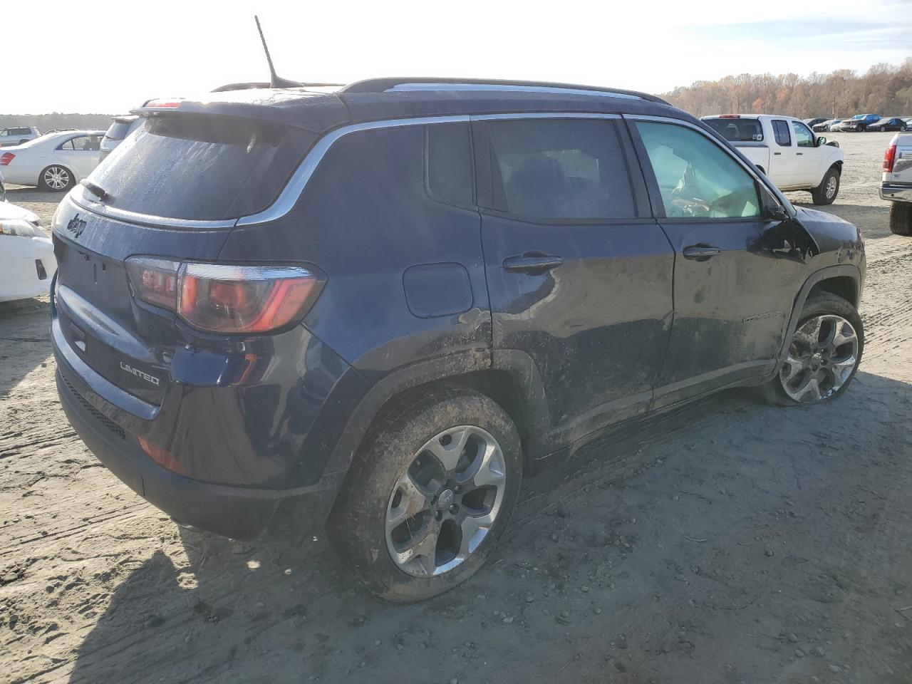 Изображение 3 2020 JEEP COMPASS LIMITED 2020 с VIN 3C4NJDCB7LT215339