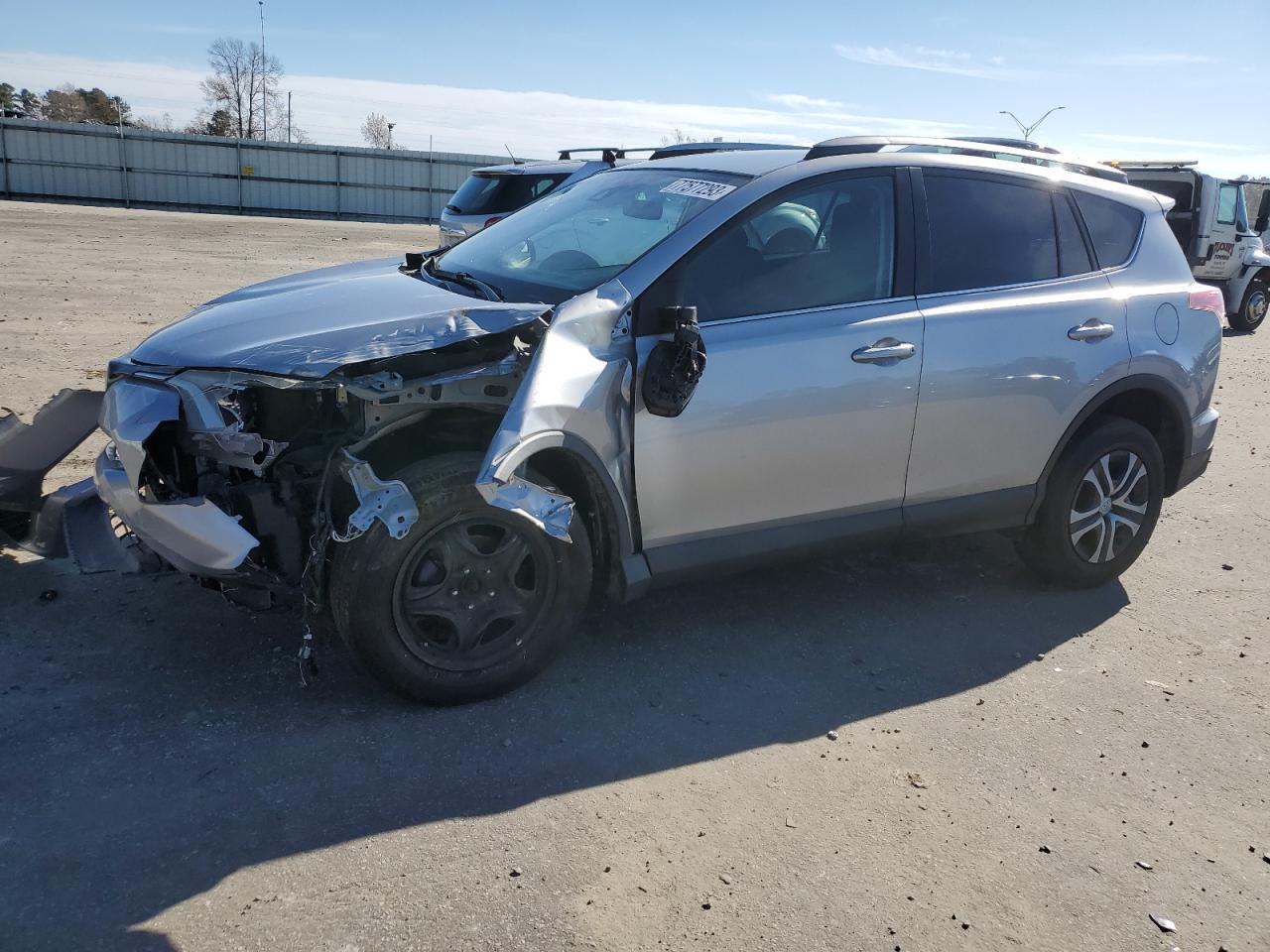 Изображение 1 2018 TOYOTA RAV4 LE 2018 с VIN 2T3ZFREV1JW462918