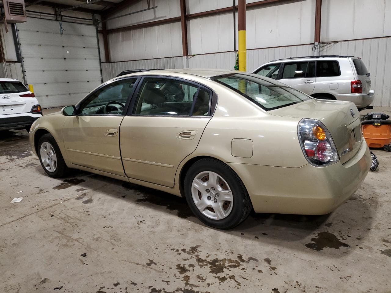 Obraz 2 z 2004 NISSAN ALTIMA BASE 2004 z VIN 1N4AL11DX4C109210