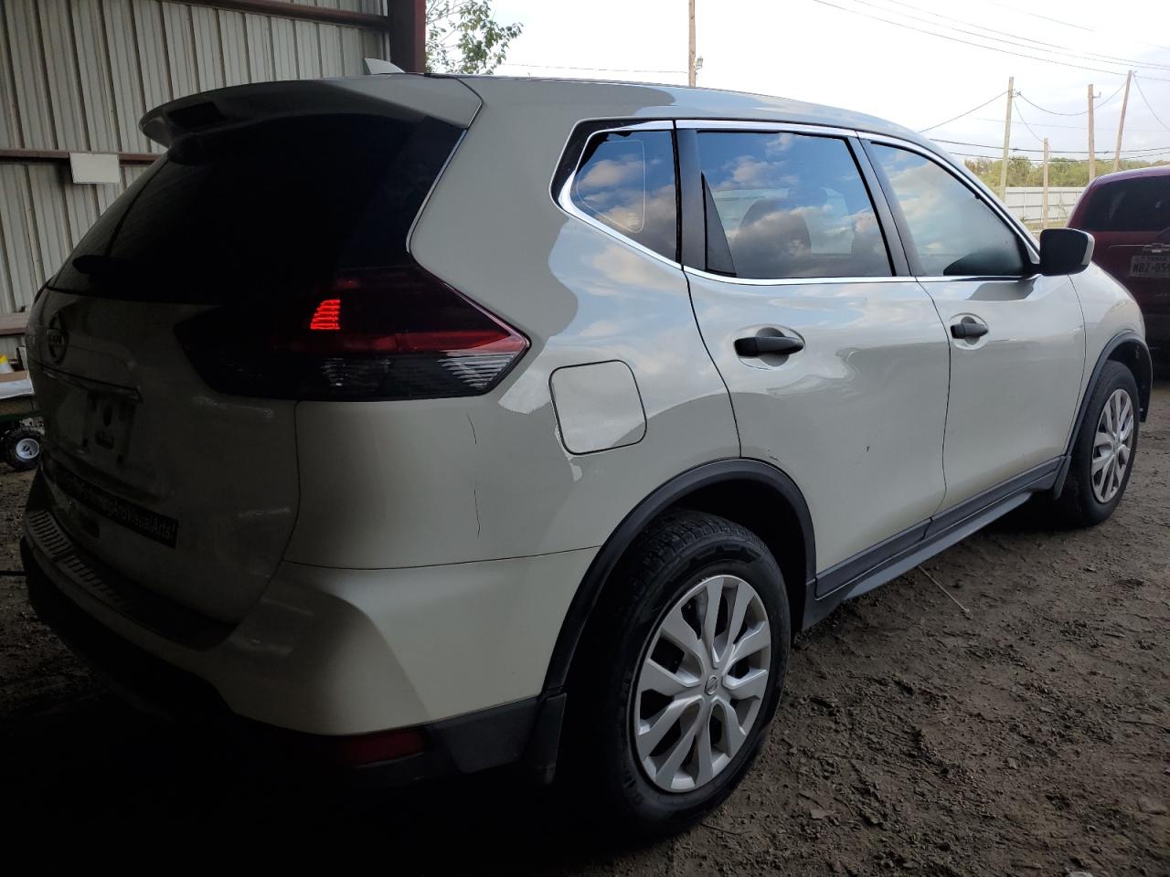 Изображение 3 2020 NISSAN ROGUE S 2020 с VIN 5N1AT2MT5LC745000